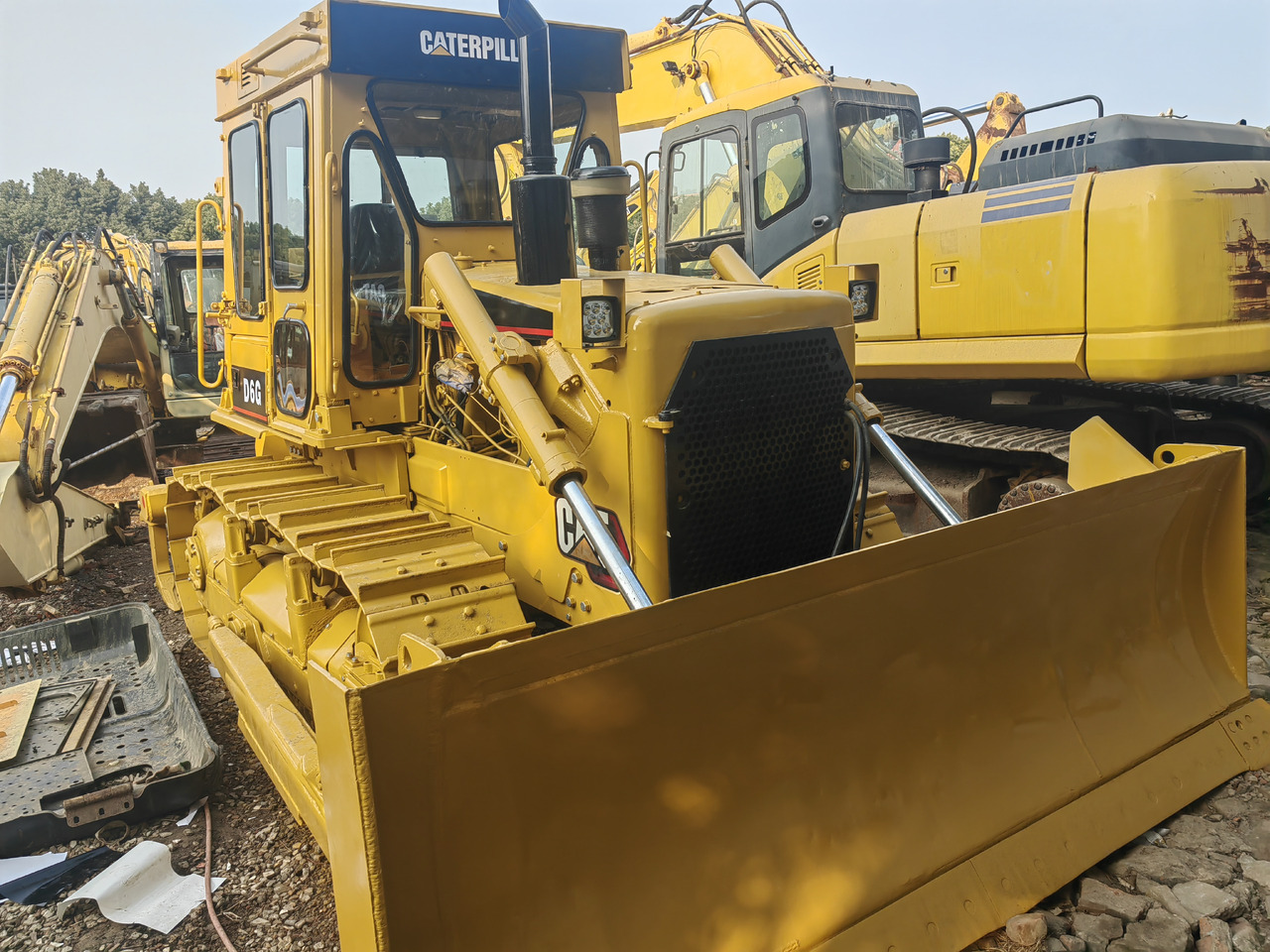 CAT D6G Bulldozer - بلدوزر: صورة 5 CAT D6G Bulldozer - بلدوزر: صورة 5
