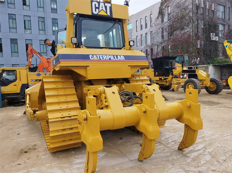 CAT D6R Bulldozer - بلدوزر: صورة 5 CAT D6R Bulldozer - بلدوزر: صورة 5