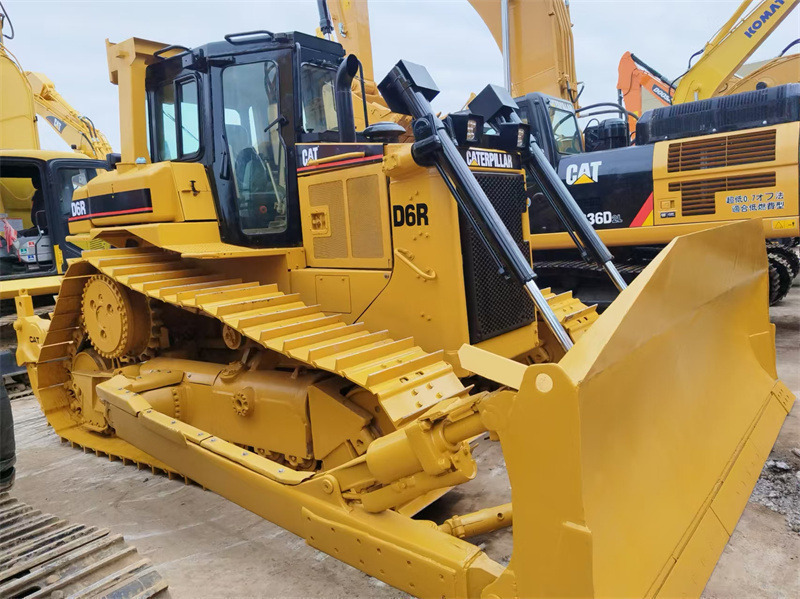 CAT D6R Bulldozer - بلدوزر: صورة 4 CAT D6R Bulldozer - بلدوزر: صورة 4