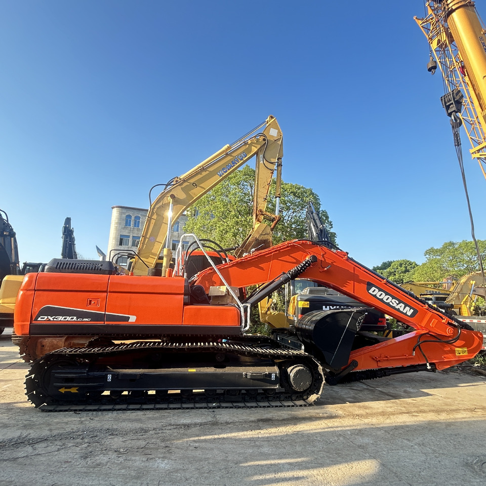 Doosan DX300LC-9c Crawler Excavator - حفار زاحف: صورة 5 Doosan DX300LC-9c Crawler Excavator - حفار زاحف: صورة 5