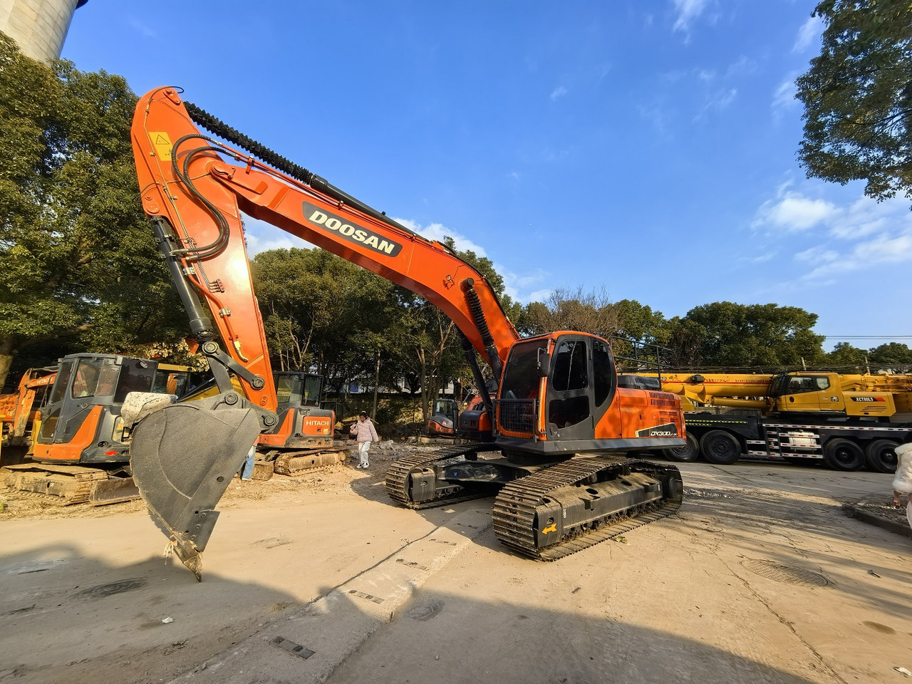 Doosan DX300LC Crawler Excavator - حفار زاحف: صورة 1 Doosan DX300LC Crawler Excavator - حفار زاحف: صورة 1