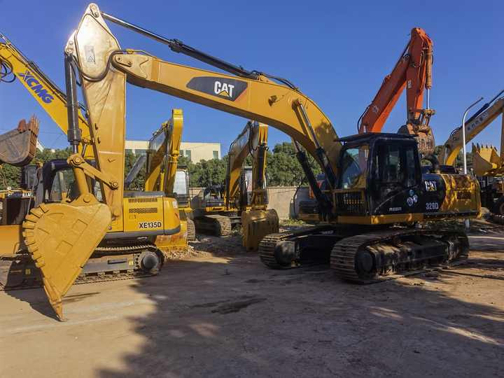 Good condition high efficient Used CAT 329D Excavator Second hand 29 ton Heavy excavator second-hand excavator - حفار زاحف: صورة 3 Good condition high efficient Used CAT 329D Excavator Second hand 29 ton Heavy excavator second-hand excavator - حفار زاحف: صورة 3