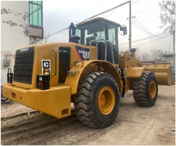 Good condition second hand cat 950h loader original japan cat loader in stock in shanghai yard - اللودر بعجل: صورة 1 Good condition second hand cat 950h loader original japan cat loader in stock in shanghai yard - اللودر بعجل: صورة 1