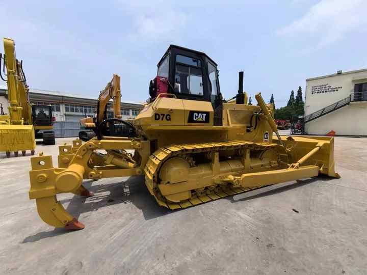 High Efficiency d6h d7h Used Caterpillar Bulldozer d7g used caterpillar bulldozer in shanghai - بلدوزر: صورة 5 High Efficiency d6h d7h Used Caterpillar Bulldozer d7g used caterpillar bulldozer in shanghai - بلدوزر: صورة 5