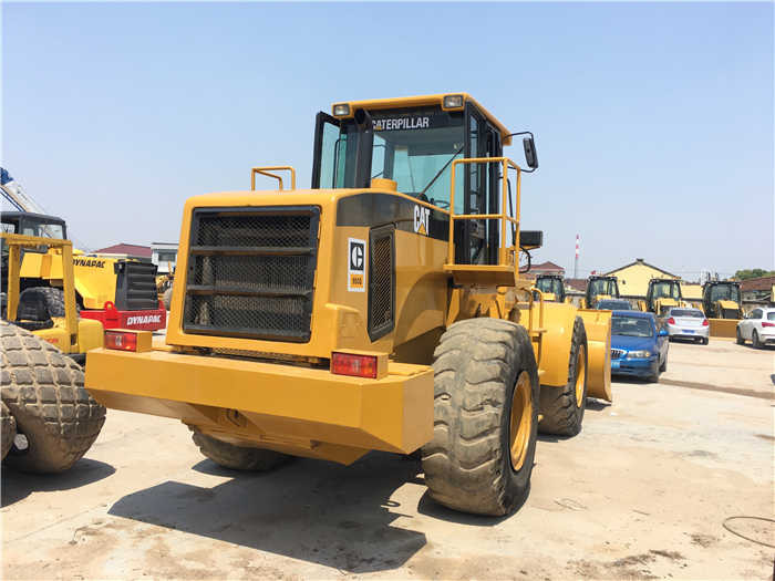 High quality and low working hours in stock used CAT 950G wheel loader used cat 950g wheel loader on stock - بلدوزر: صورة 3 High quality and low working hours in stock used CAT 950G wheel loader used cat 950g wheel loader on stock - بلدوزر: صورة 3