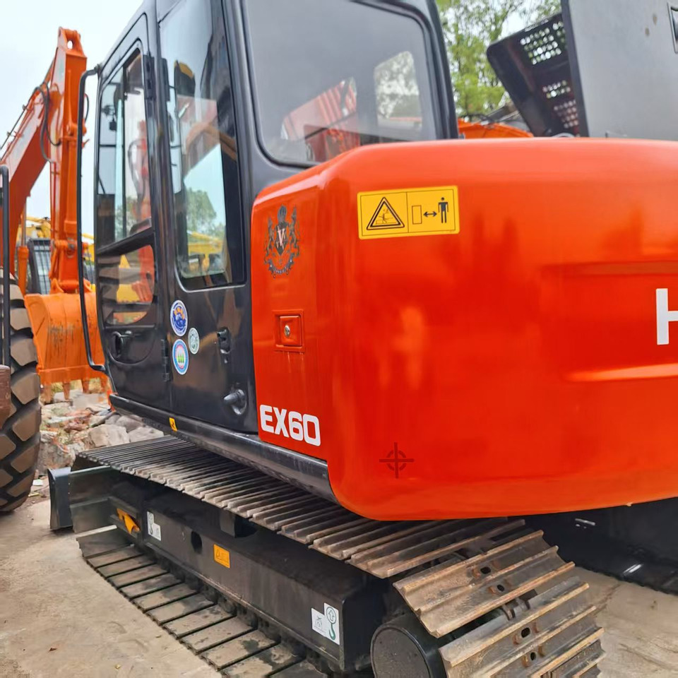 Hitachi EX60 Excavator - حفار زاحف: صورة 2 Hitachi EX60 Excavator - حفار زاحف: صورة 2