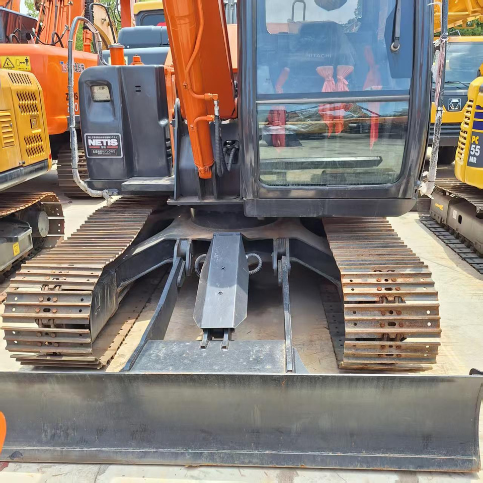 Hitachi ZX70 Excavator - حفار زاحف: صورة 3 Hitachi ZX70 Excavator - حفار زاحف: صورة 3
