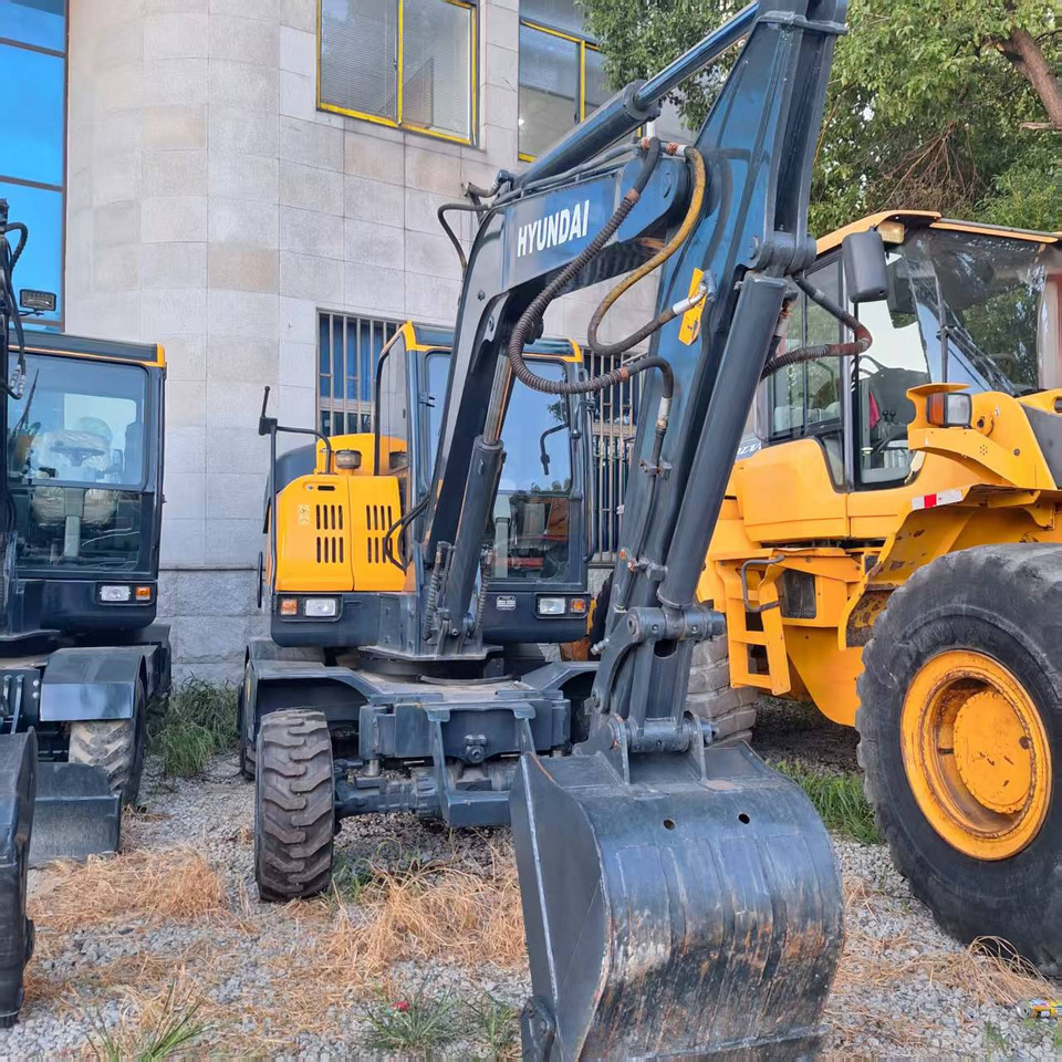 Hyundai 60wvs excavator - حفار ذو عجلات: صورة 5 Hyundai 60wvs excavator - حفار ذو عجلات: صورة 5