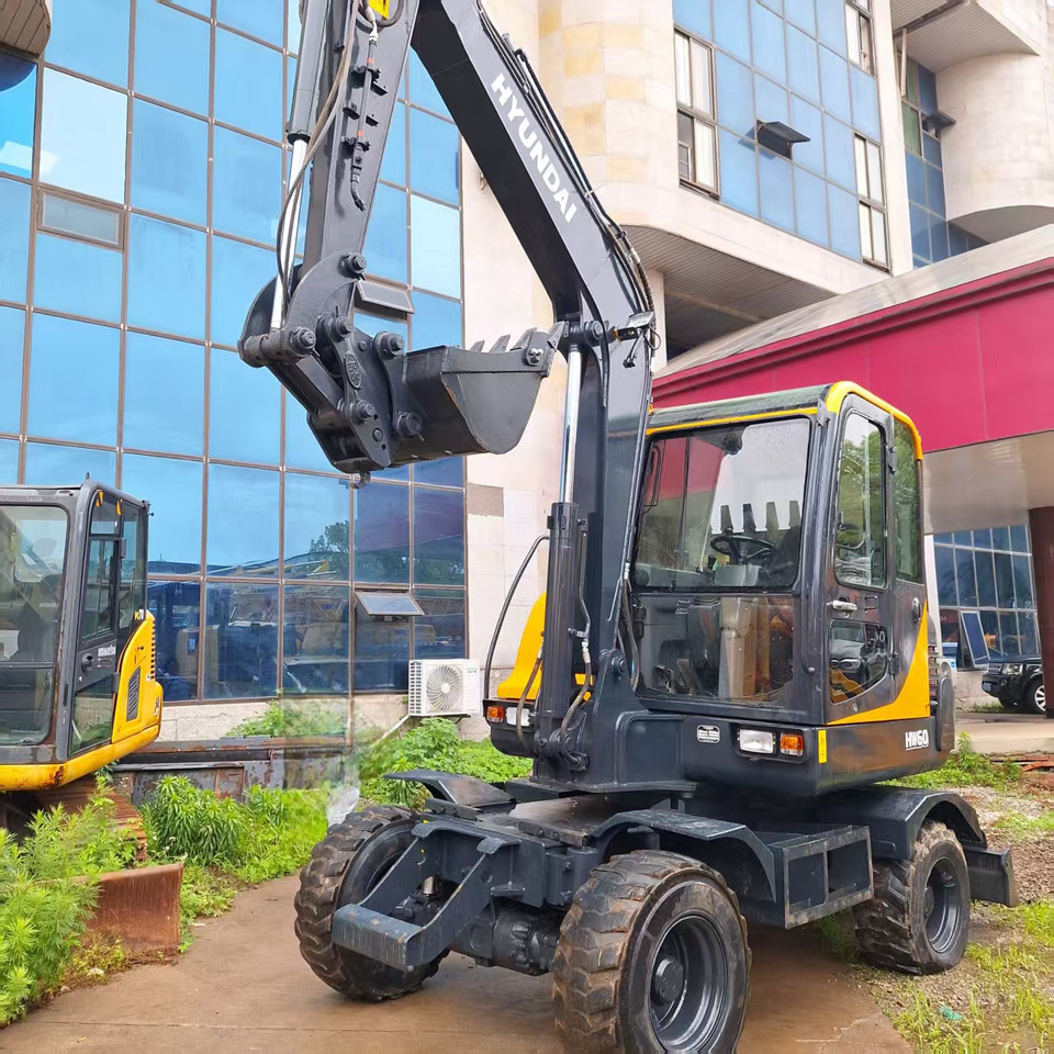 Hyundai HW60  excavator - حفار ذو عجلات: صورة 4 Hyundai HW60  excavator - حفار ذو عجلات: صورة 4