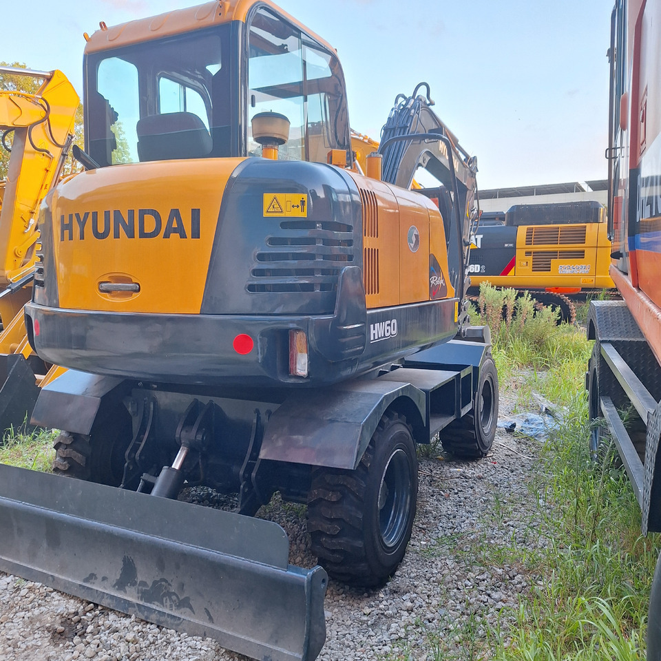 Hyundai HW60  excavator - حفار ذو عجلات: صورة 5 Hyundai HW60  excavator - حفار ذو عجلات: صورة 5