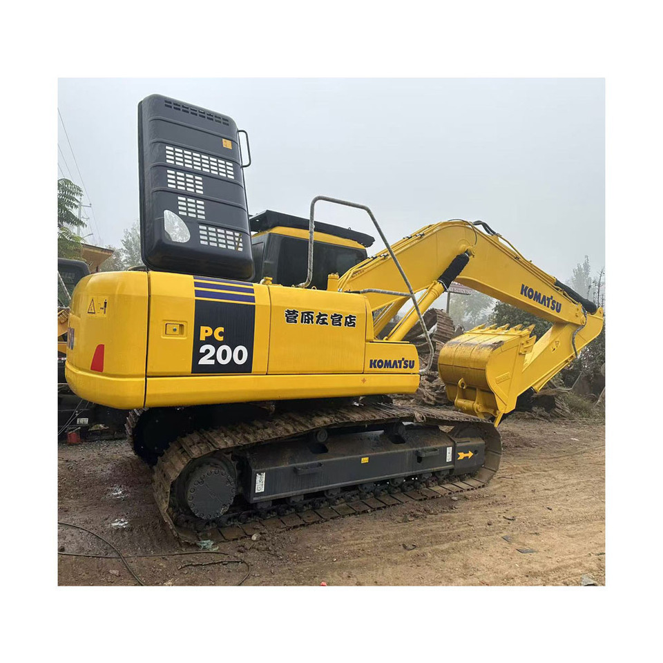 Komatsu PC200-7 excavator - حفار زاحف: صورة 3 Komatsu PC200-7 excavator - حفار زاحف: صورة 3