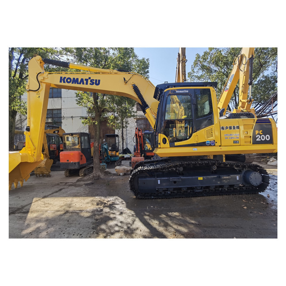 Komatsu PC200-8 Excavator - حفار زاحف: صورة 3 Komatsu PC200-8 Excavator - حفار زاحف: صورة 3
