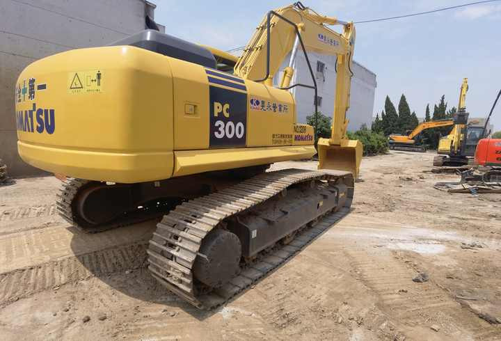Komatsu PC350-7 excavator - حفار زاحف: صورة 5 Komatsu PC350-7 excavator - حفار زاحف: صورة 5