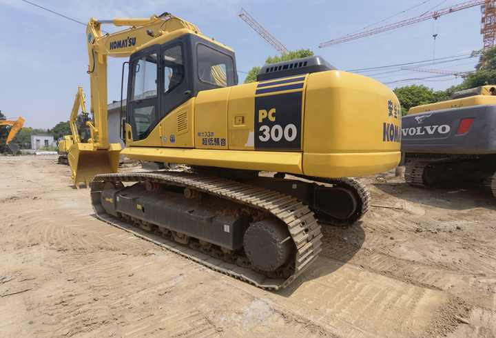Komatsu PC350-7 excavator - حفار زاحف: صورة 4 Komatsu PC350-7 excavator - حفار زاحف: صورة 4