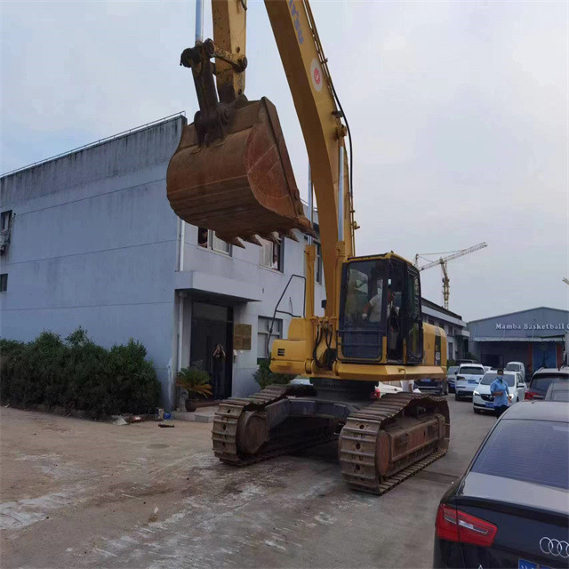 Komatsu PC450 -8 - حفار زاحف: صورة 3 Komatsu PC450 -8 - حفار زاحف: صورة 3