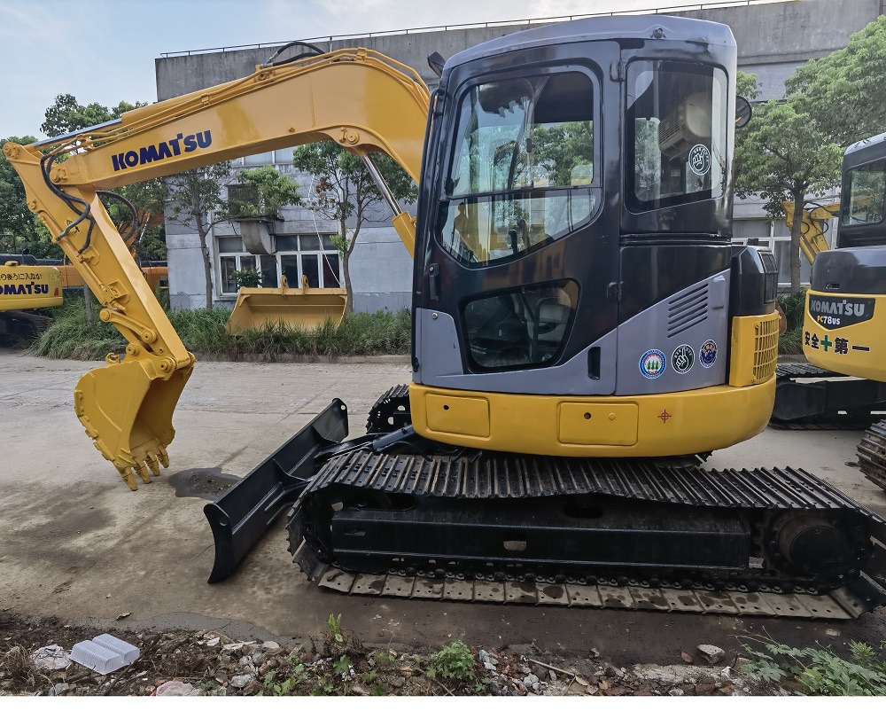 Komatsu pc78 Excavator - حفار زاحف: صورة 1 Komatsu pc78 Excavator - حفار زاحف: صورة 1