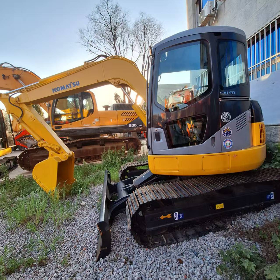 Komatsu pc78 Excavator - حفار زاحف: صورة 3 Komatsu pc78 Excavator - حفار زاحف: صورة 3