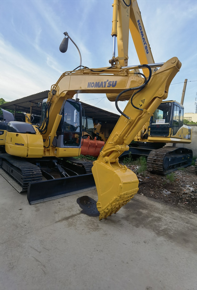 Komatsu pc78 Excavator - حفار زاحف: صورة 5 Komatsu pc78 Excavator - حفار زاحف: صورة 5