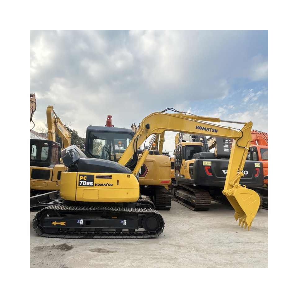 Komatsu pc78us Excavator - حفار زاحف: صورة 2 Komatsu pc78us Excavator - حفار زاحف: صورة 2