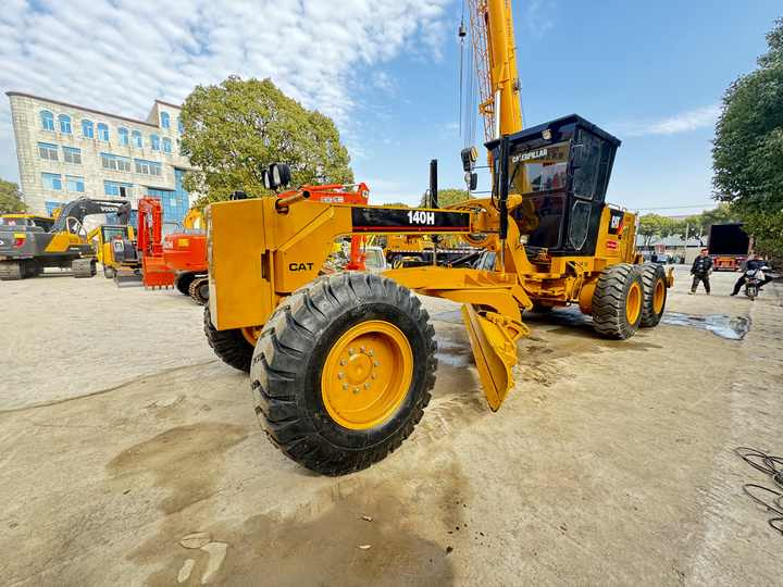 Original Used Caterpillar 140H motor grader second hand for sale at cheap factory price for construction - ماكينة تسوية: صورة 5 Original Used Caterpillar 140H motor grader second hand for sale at cheap factory price for construction - ماكينة تسوية: صورة 5