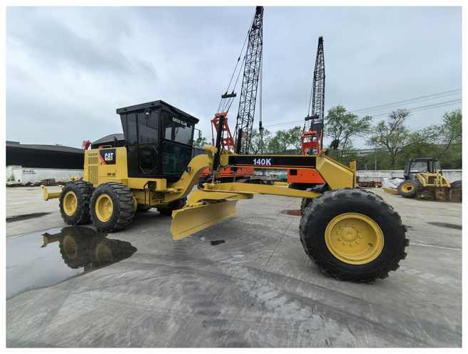 Used CAT Grader motor grader 140K for sale motor grader CAT 140h for sale - ماكينة تسوية: صورة 1 Used CAT Grader motor grader 140K for sale motor grader CAT 140h for sale - ماكينة تسوية: صورة 1