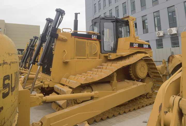 Caterpillar D6R bulldozer CAT D6R dozer bulldozer used caterpillar bulldozer D6M D6H D6G for sale - بلدوزر: صورة 4 Caterpillar D6R bulldozer CAT D6R dozer bulldozer used caterpillar bulldozer D6M D6H D6G for sale - بلدوزر: صورة 4