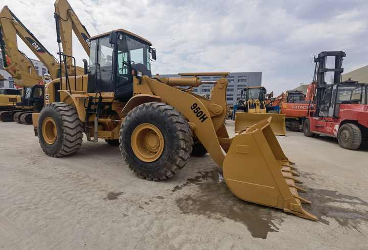 Caterpillar wheel loader 950H CAT secondhand machine used wheel loader 950H 966H for sale - اللودر بعجل: صورة 3 Caterpillar wheel loader 950H CAT secondhand machine used wheel loader 950H 966H for sale - اللودر بعجل: صورة 3