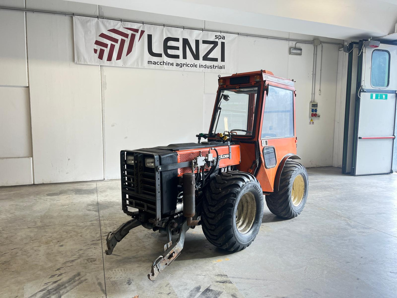 HOLDER CULTITRAC 411 - جرار: صورة 2 HOLDER CULTITRAC 411 - جرار: صورة 2