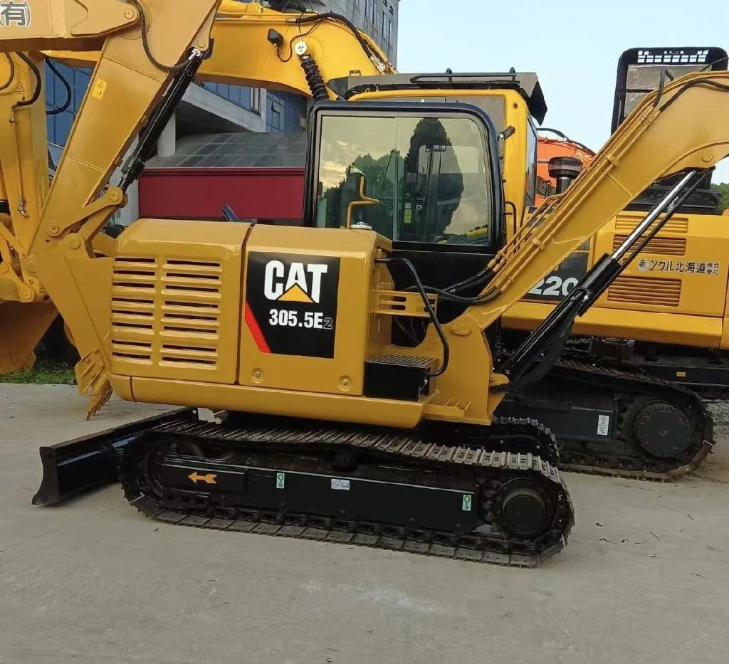 CAT 305.5 - حفار صغير: صورة 2 CAT 305.5 - حفار صغير: صورة 2