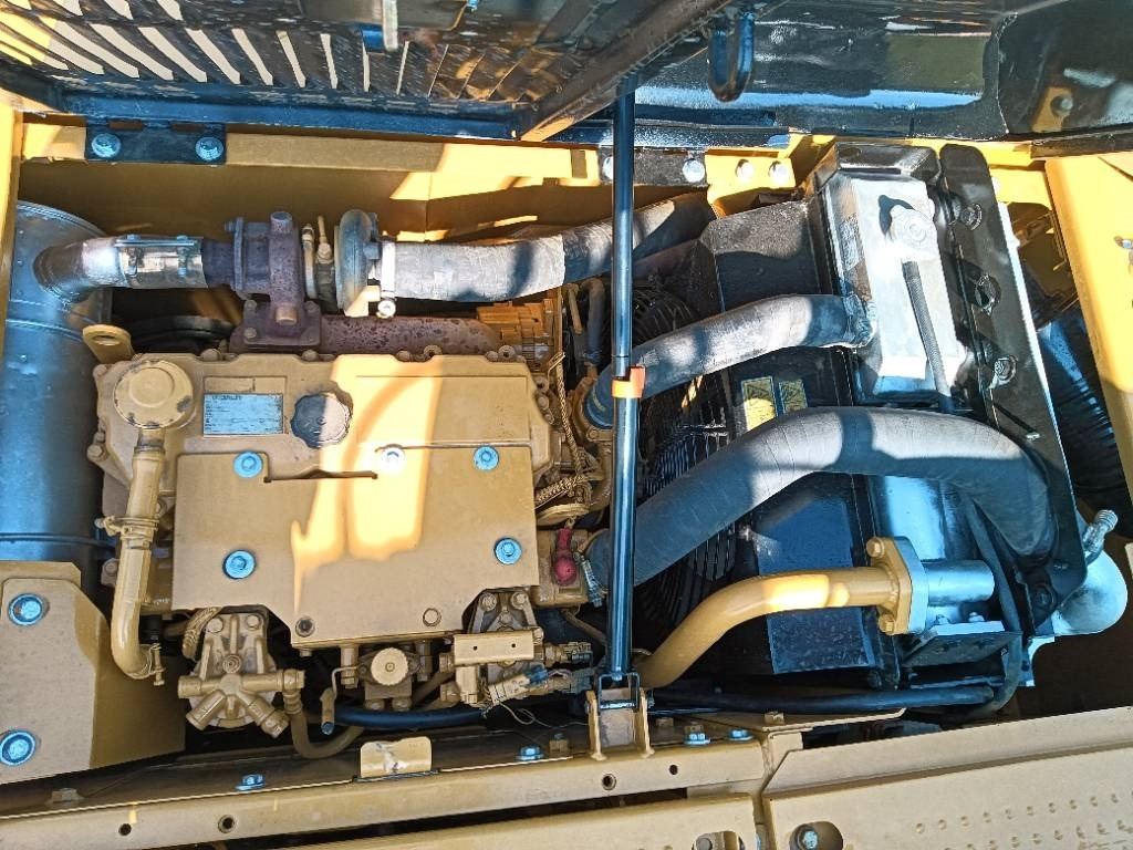 CAT 313 D  - حفار زاحف: صورة 2 CAT 313 D  - حفار زاحف: صورة 2