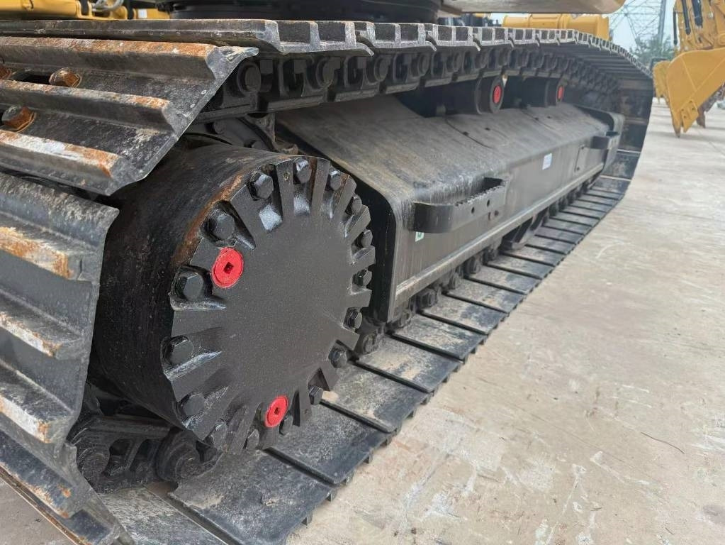 CAT 320 D - حفار زاحف: صورة 3 CAT 320 D - حفار زاحف: صورة 3