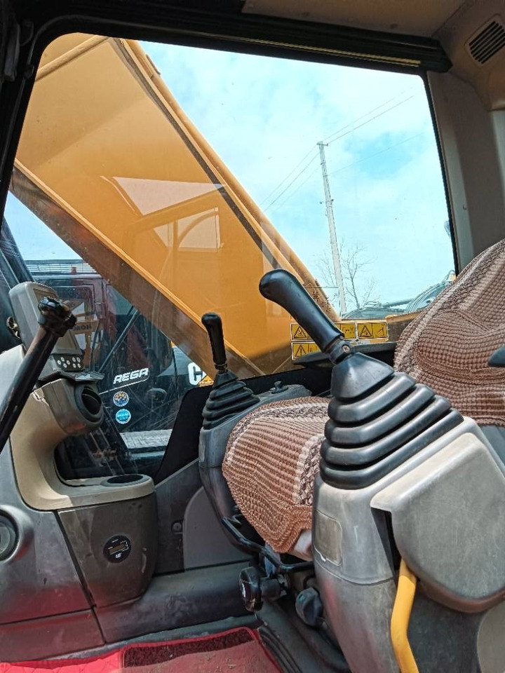تأجير CAT 325 D  CAT 325 D: صورة 10