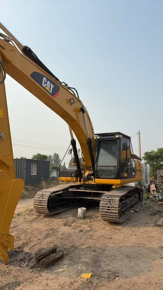 CAT 325 D - حفار زاحف: صورة 1 CAT 325 D - حفار زاحف: صورة 1