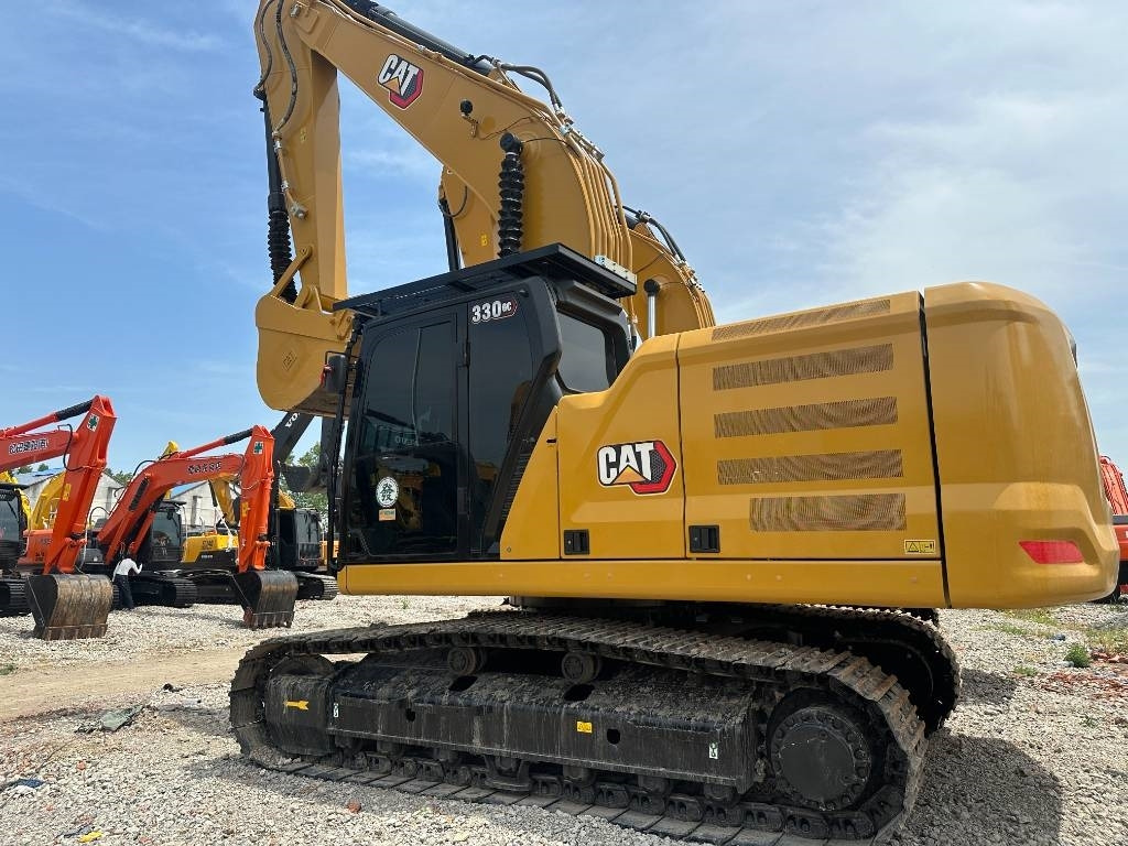 CAT 330 - آلة التعامل مع النفايات: صورة 3 CAT 330 - آلة التعامل مع النفايات: صورة 3