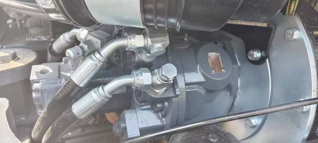 Doosan DX 60  - حفار صغير: صورة 5 Doosan DX 60  - حفار صغير: صورة 5
