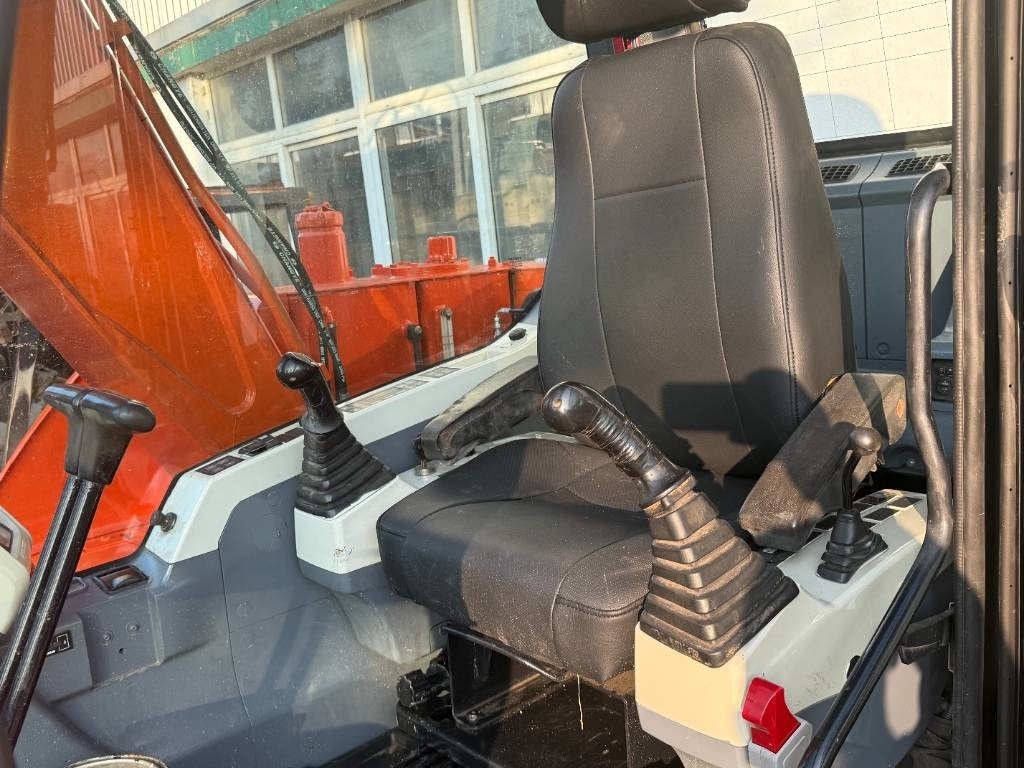 Doosan DX 75 - حفار زاحف: صورة 3 Doosan DX 75 - حفار زاحف: صورة 3