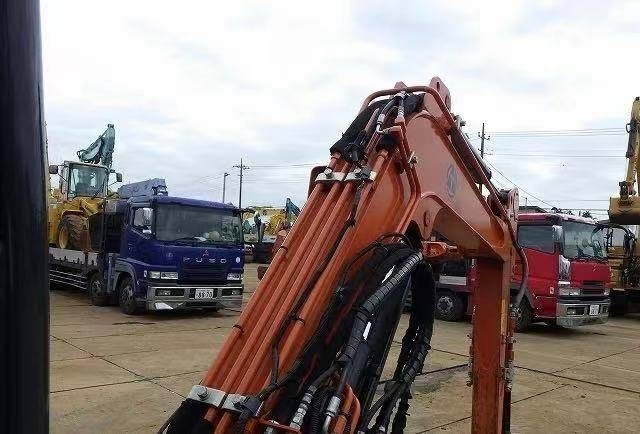 Hitachi 30 - حفار صغير: صورة 2 Hitachi 30 - حفار صغير: صورة 2