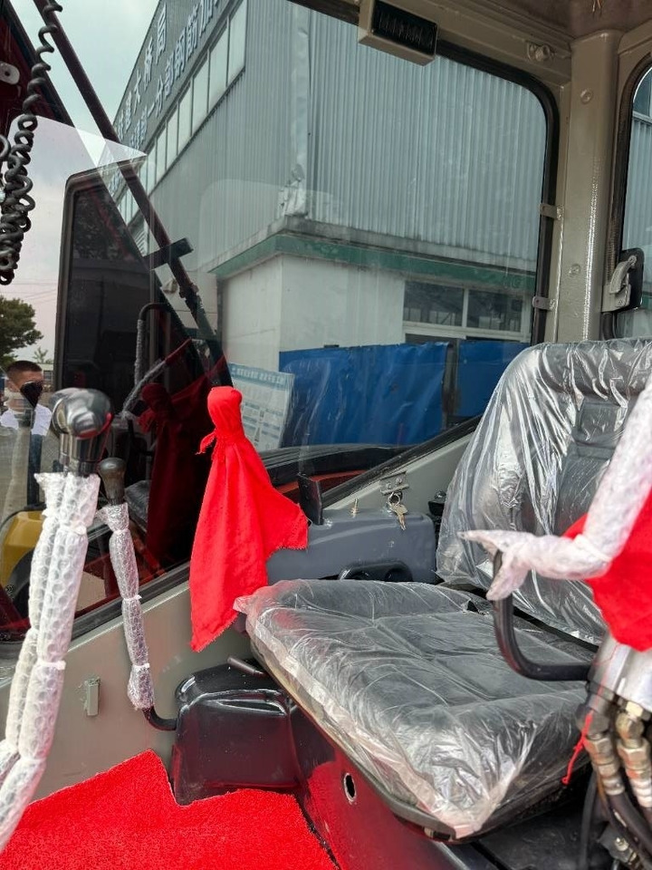 Hitachi ZX 55 - حفار صغير: صورة 5 Hitachi ZX 55 - حفار صغير: صورة 5