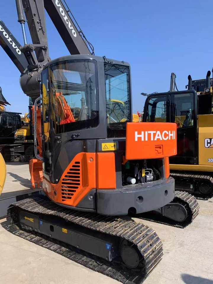 Hitachi ZX 55 - حفار صغير: صورة 1 Hitachi ZX 55 - حفار صغير: صورة 1