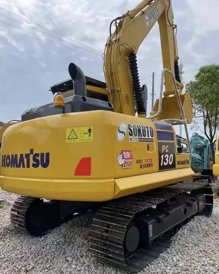 Komatsu PC 130 - حفار زاحف: صورة 4 Komatsu PC 130 - حفار زاحف: صورة 4