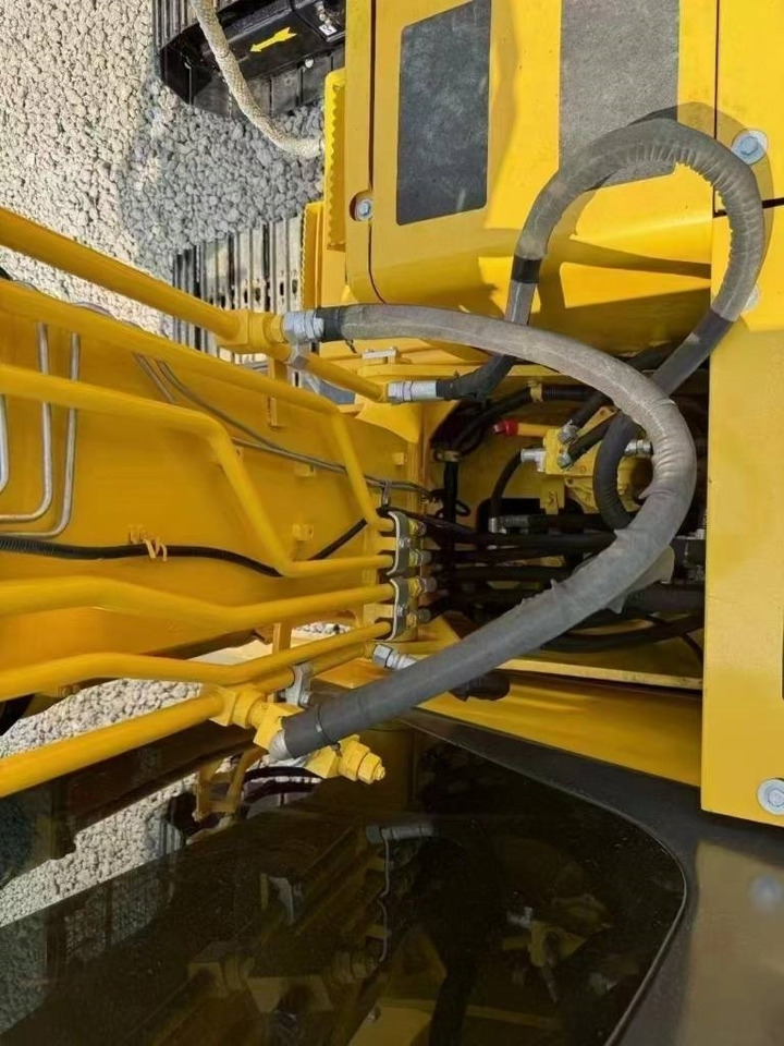 حفار زاحف Komatsu PC 130: صورة 8