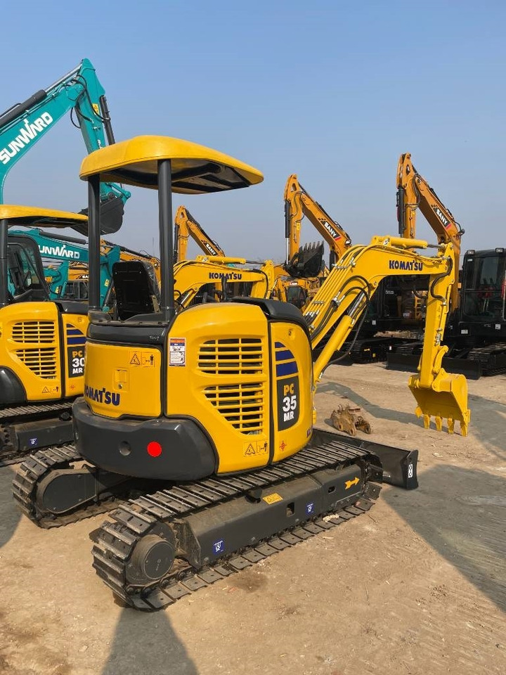 Komatsu PC 35 - حفار صغير: صورة 1 Komatsu PC 35 - حفار صغير: صورة 1