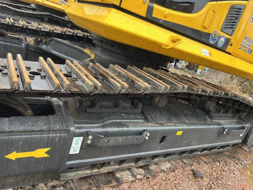 Komatsu PC 450-8 - حفار زاحف: صورة 4 Komatsu PC 450-8 - حفار زاحف: صورة 4