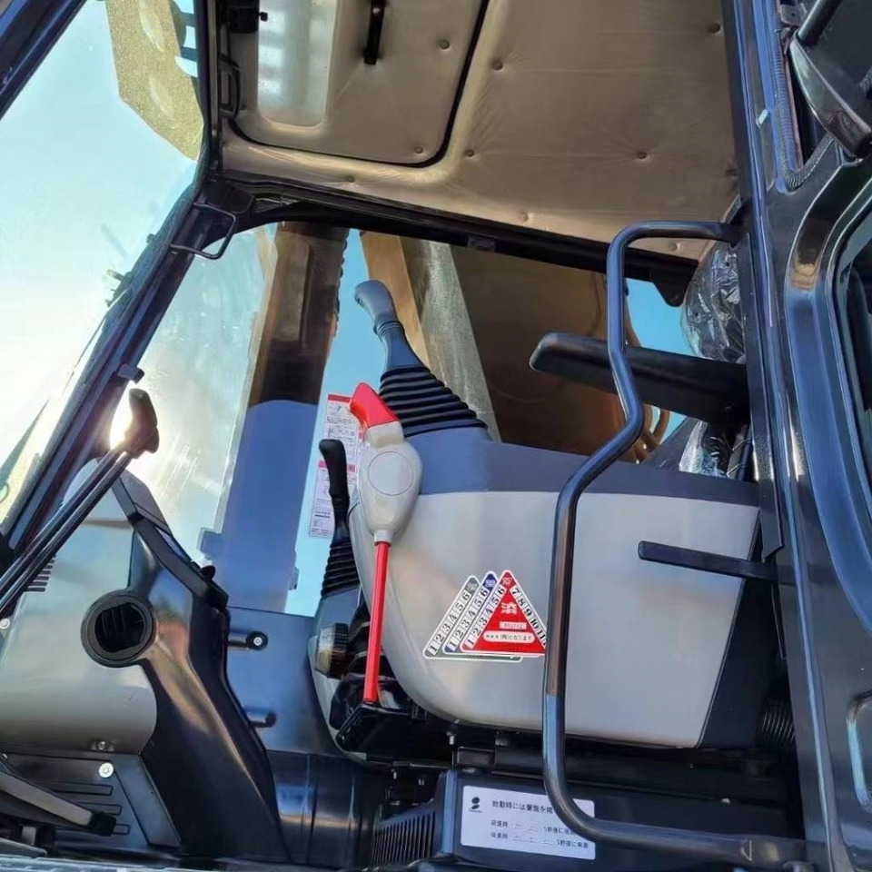 Komatsu PC 450 - حفار زاحف: صورة 2 Komatsu PC 450 - حفار زاحف: صورة 2