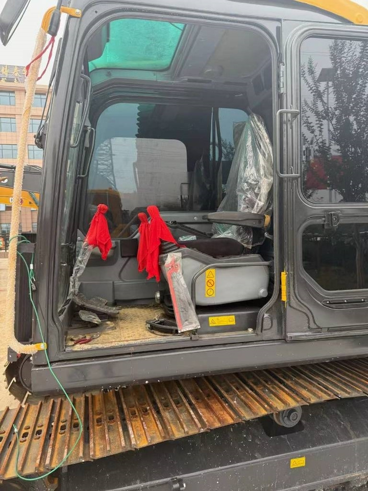 Volvo 140 - حفار زاحف: صورة 4 Volvo 140 - حفار زاحف: صورة 4