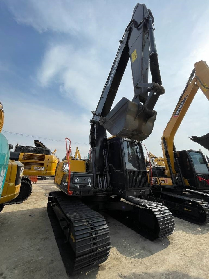 Volvo EC 140 - حفار زاحف: صورة 3 Volvo EC 140 - حفار زاحف: صورة 3