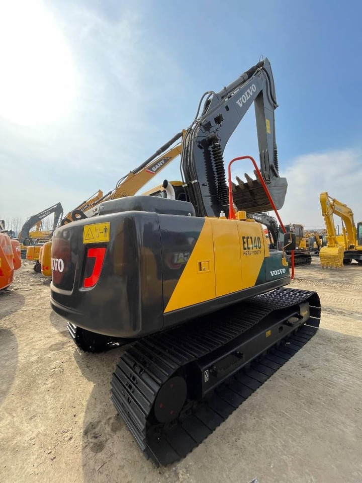 Volvo EC 140 - حفار زاحف: صورة 2 Volvo EC 140 - حفار زاحف: صورة 2