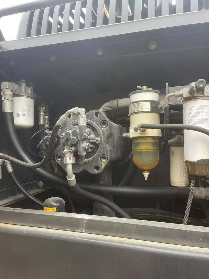 Volvo EC 350 - حفار زاحف: صورة 5 Volvo EC 350 - حفار زاحف: صورة 5