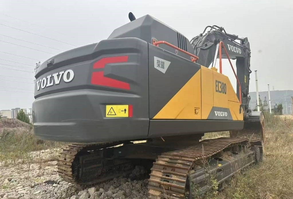 Volvo EC 380 D - حفار زاحف: صورة 1 Volvo EC 380 D - حفار زاحف: صورة 1
