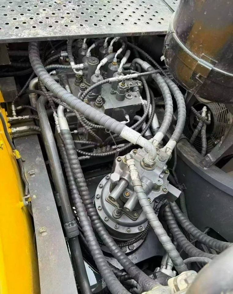 Volvo EC 380 - حفار زاحف: صورة 2 Volvo EC 380 - حفار زاحف: صورة 2